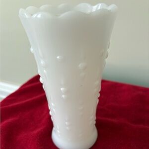 Midcentury Anchor Hocking tear drop and pearls milk glass vase